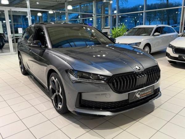 Skoda Superb Combi Sportline 2,0 TDI 7-Gang-DSG 4x4 - Sofort Verfügbar