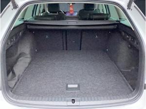Skoda Octavia Combi Tour 2.0 TDI DSG AHK/NAVI/LED AHK