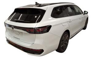 Volkswagen Passat Variant R-LINE 1.5 TSI eHybrid LEDER AHK PANO Volkswagen Passat Variant R-LINE 1.5 TSI eHybrid LEDER AHK PANO