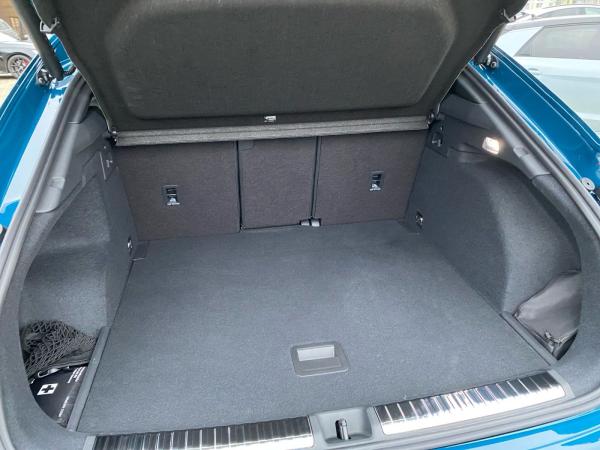 Audi Q3 Sportback 35 TFSI S line AHK PANO HUD SONOS