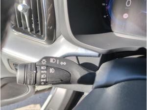 Volvo XC60 B4 (Benzin) Momentum Pro 2WD Automatik Navi