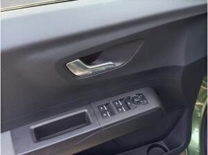 Ford Tourneo Courier Titanium Automatik 5 Jahresgaranti