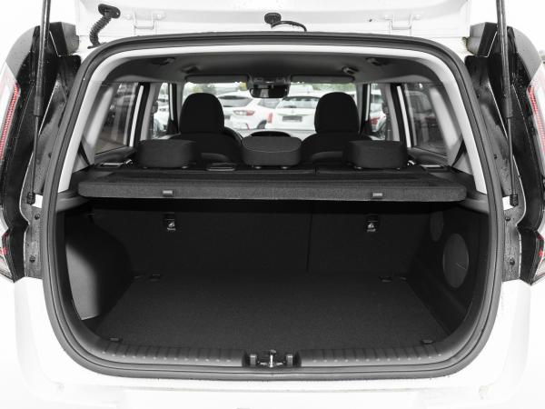 Kia e-Soul Inspiration WP HUD Navi Soundsystem HarmanKardon LED ACC Apple CarPlay