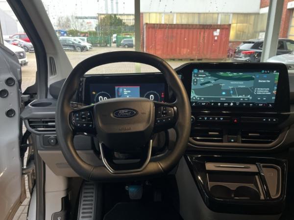 Ford Tourneo Custom Bus 320 L1 Titanium X Pano und vieles Mehr