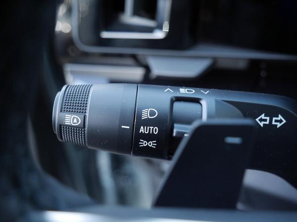 Renault Espace Iconic Full Hybrid E-Tech 200