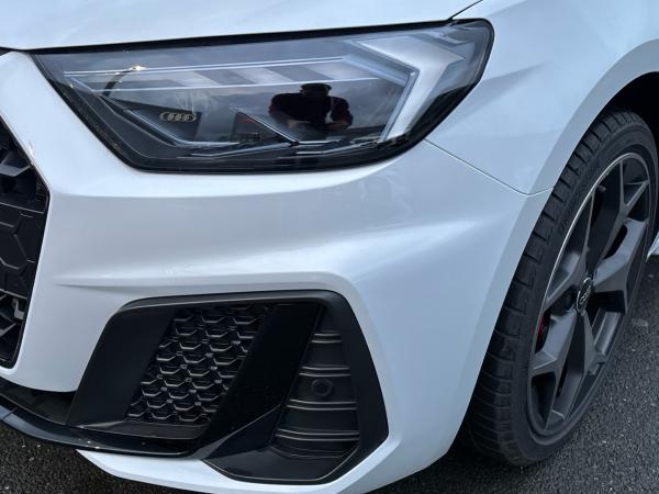 Audi A1 Sportback S line 40 TFSI S Plus+Optik Paket