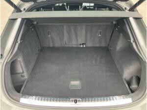 Audi Q3 Sportback S-Line 45 TFSIe S-tronic / AHK, LED