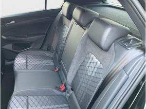 Volkswagen Golf VIII R-Line 1.5 eTSI DSG