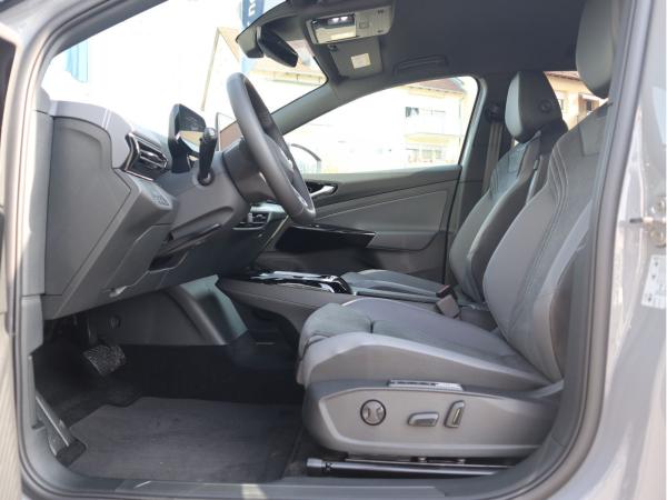 Volkswagen ID.4 Pure ENERGY (170 PS) 52 kWh Automatik *AHK*WINTERRÄDER*WÄRMPEPUMPE*MAX DC LADUNG*