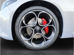 Alfa Romeo Giulia Veloce 2.0 Turbo 280PS AT8 Q4 Navi