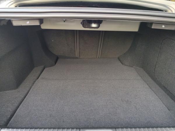 Alfa Romeo Giulia Veloce 2.0 Turbo 280PS AT8 Q4 Navi Keyless LED **NUR FÜR GEWERBE** Alfa Romeo Giulia Veloce 2.0 Turbo 280PS AT8 Q4 Navi Keyless LED **NUR FÜR GEWERBE**