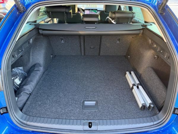 Skoda Octavia Combi Balance 1,5 TSI mHEV DSG AHK*SONDERAKTION*