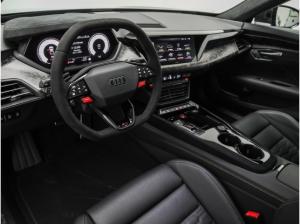 Audi RS e-tron GT performance HUD Aktivfahrw. Laser Keramik