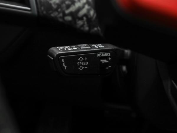 Audi RS e-tron GT performance HUD Aktivfahrw. Laser Keramik