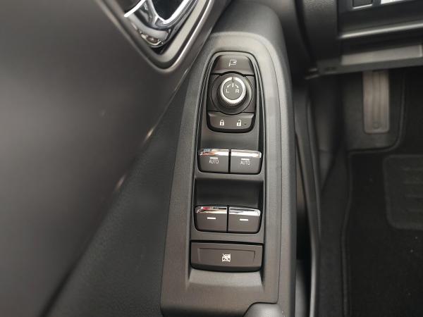 Subaru Impreza 2.0ie Platinum Automatik AWD Leder