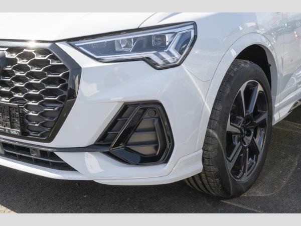 Audi Q3 Sportback 35 TFSI S line AHK/Optik-Paket schwarz/Dynamik-Paket/Sono Audi Q3 Sportback 35 TFSI S line AHK/Optik-Paket schwarz/Dynamik-Paket/Sono
