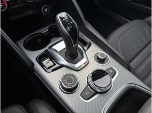 Alfa Romeo Giulia Veloce Q4 2.0 PANORAMA+PDC+KAMERA+CARPLAY
