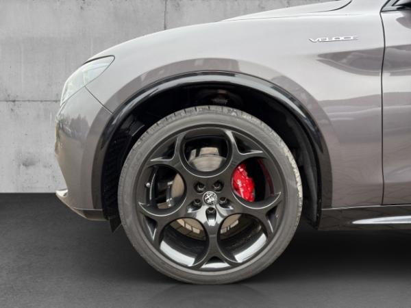 Alfa Romeo Stelvio Veloce Q4 2.0 PANORAMA+PDC+KAMERA+NAVI+CARPLAY+SHZ