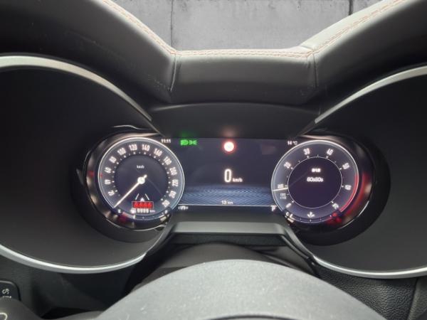 Alfa Romeo Stelvio Intensa Q4 2.0 PDC+KAMERA+CARPLAY+SHZ