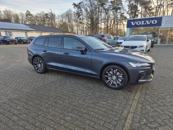 Volvo V60 Plus Dark Buisness Edition T8*SOFORT VERFÜGBAR*NUR FÜR GEWERBEKUNDEN*