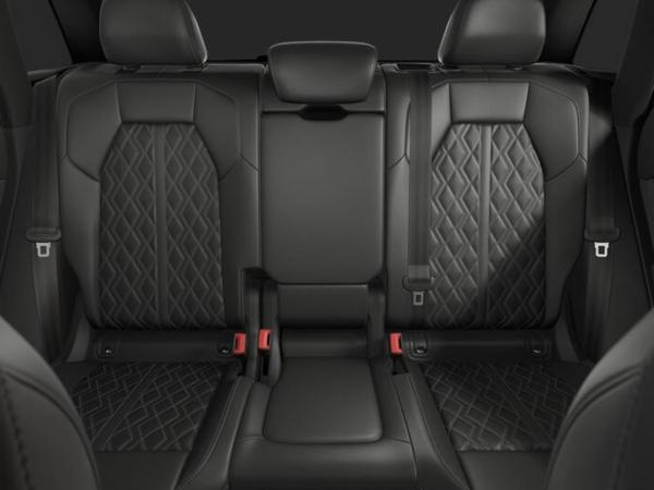 Audi Q5 SUV TDI qu. S tr. Luft PANO HUD Stdhz 21 AHK