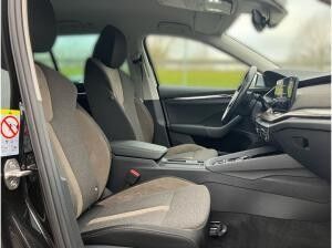 Skoda Octavia Combi Scout 2.0 TDI DSG 4x4 / Navi, AHK