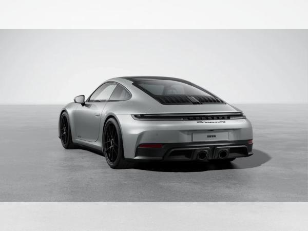 Porsche 992 Carrera 4 GTS