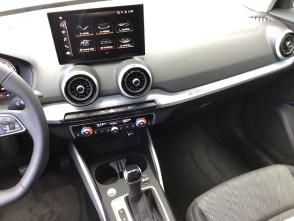 Audi Q2 advanced 35 TFSI S-tronic 5JG/AHK/PARKEN