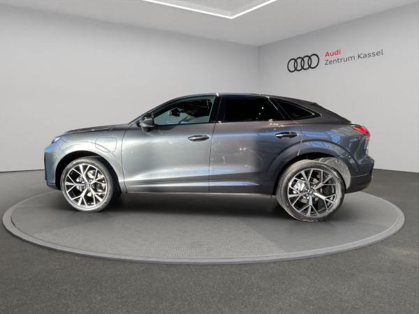 Audi Q3 SB e-hybrid S line LED Plus Navi Rü AHK 20" Audi Q3 SB e-hybrid S line LED Plus Navi Rü AHK 20"