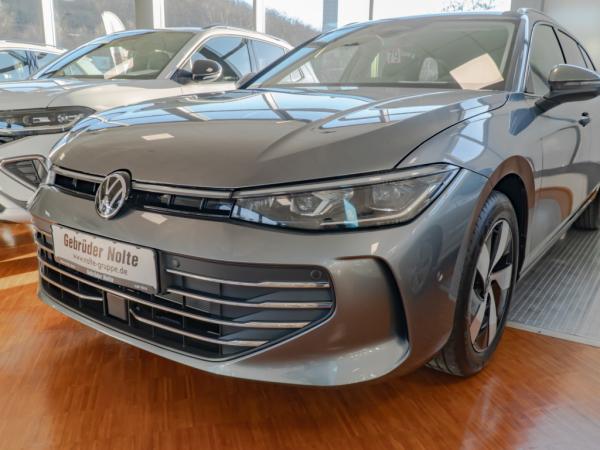 Volkswagen Passat Business 1,5 eTSI 7-Gang DSG Aktion Family Leasing "privat" sofort verfügbar Volkswagen Passat Business 1,5 eTSI 7-Gang DSG Aktion Family Leasing "privat" sofort verfügbar