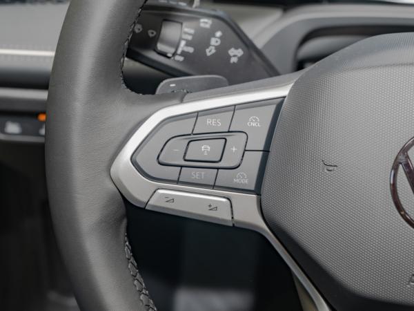 Volkswagen Passat Business 1,5 eTSI 7-Gang DSG Aktion Family Leasing "privat" sofort verfügbar Volkswagen Passat Business 1,5 eTSI 7-Gang DSG Aktion Family Leasing "privat" sofort verfügbar