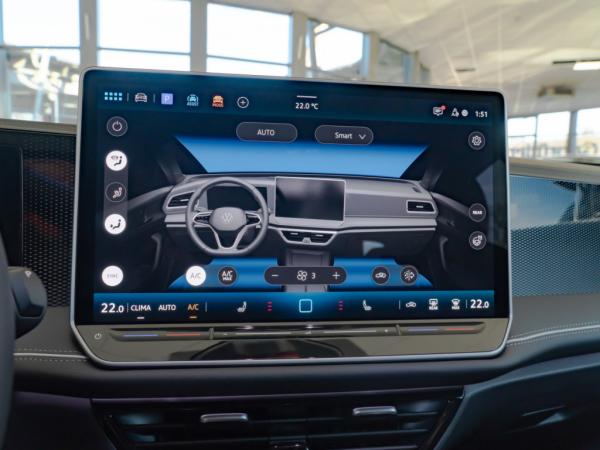 Volkswagen Passat Business 1,5 eTSI 7-Gang DSG Aktion Family Leasing "privat" sofort verfügbar Volkswagen Passat Business 1,5 eTSI 7-Gang DSG Aktion Family Leasing "privat" sofort verfügbar