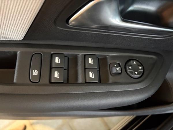 Citroën C4 1.2 PureTech 130 Max ACC+LED+Navi+SHZ+2xKlima