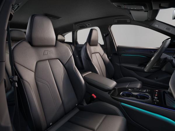 Audi A6 Avant S line e-hybrid qu Navi B&O HuD Matrix