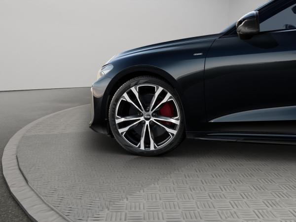 Audi A5 Avant e-hybrid qu S line Matrix Navi Pano B&O