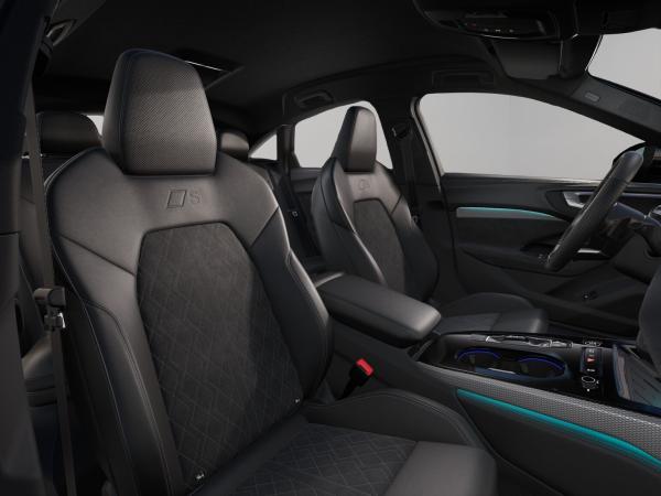 Audi A5 Lim e-hybrid qu S line Navi B&O AHK Tech+