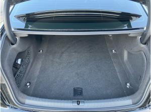 Audi A6 Limousine 55TFSI quattro S-tronic / Pano, LED