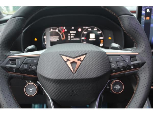 Cupra Leon Sportstourer 1.5 TSI DSG e-Hybrid VZ Black AHK KAMERA LED DCC EL.SITZ DCC DAB 19