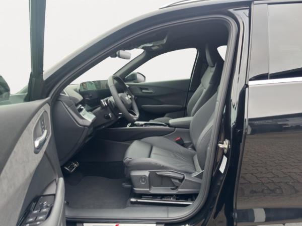 Audi Q3 SUV e-hybrid Leder Matrix S line Winterräder