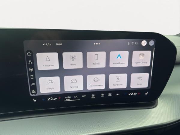 Audi Q3 SUV e-hybrid Leder Matrix S line Winterräder