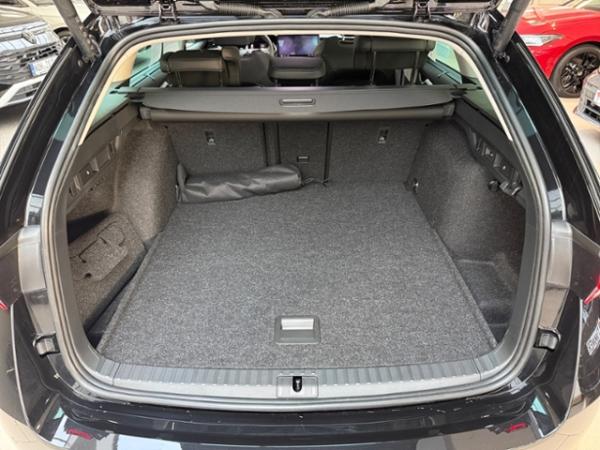 Skoda Octavia Combi 2.0 TDI DSG Tour *CANTON*AHK*