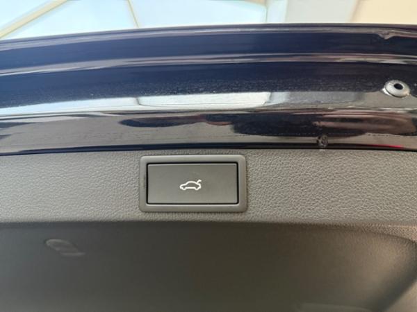 Skoda Octavia Combi 2.0 TDI DSG Tour *CANTON*AHK*