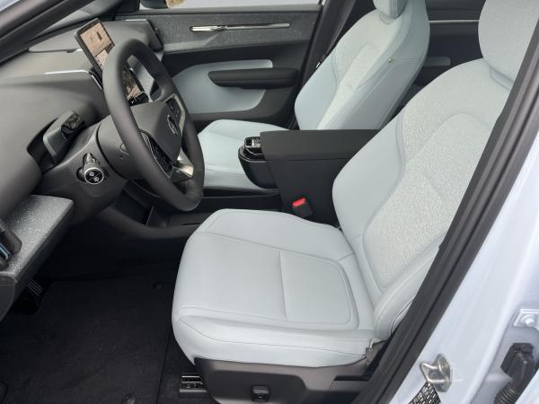 Volvo EX30 Ultra Twin Motor Performance *Vorführwagenleasing*