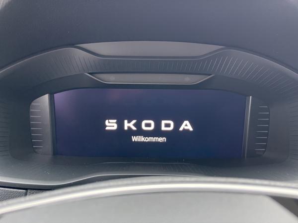 Skoda Karoq 1.0 TSI ACT Schaltgetriebe - Tour💥Sofort Verfügbar💥