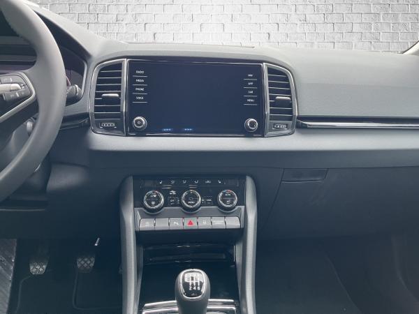 Skoda Karoq 1.0 TSI ACT Schaltgetriebe - Tour💥Sofort Verfügbar💥