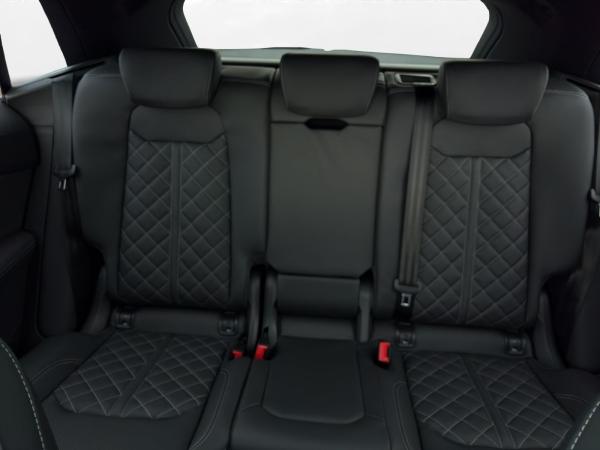 Audi Q8 SUV TDI QUATTRO+S-LINE+AHK+PANO+HUD+STANDH+++