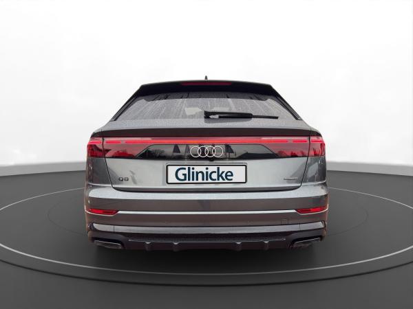 Audi Q8 SUV TDI QUATTRO+S-LINE+AHK+PANO+HUD+STANDH+++