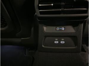 Audi A3 Limousine S line 30 TFSI 6-G. SONOS RFK NAVI