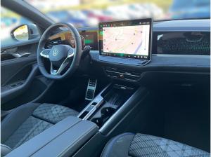 Volkswagen Passat Var. 2.0TDI DSG R-Line 4Motion+AHK+Matrix