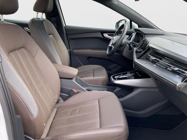 Audi Q4 e-tron Q4 40 e-tron Navi Pro HUD ACC PDC Plus Kamera
